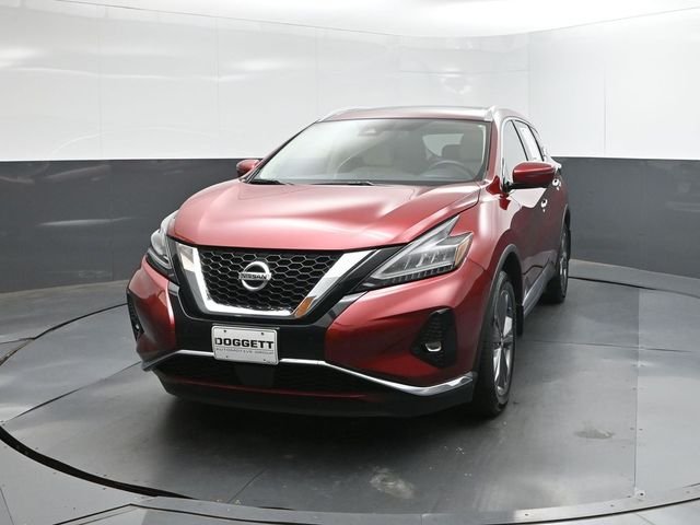 Used 2022 Red Nissan Platinum image 22