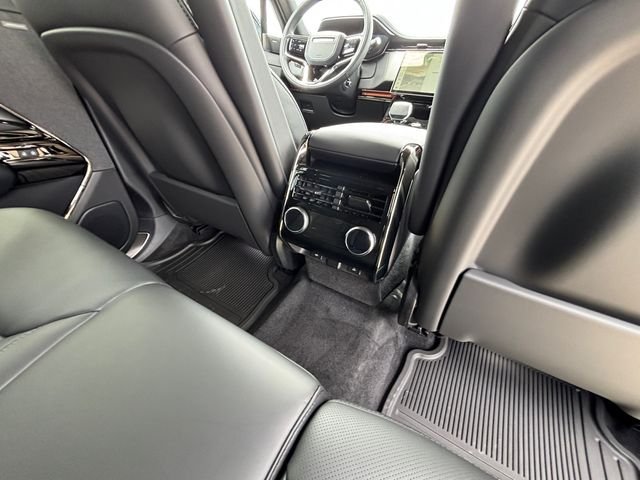 New 2026 Carpathian Grey Land Rover SE image 17