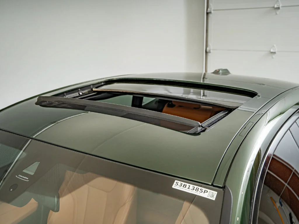Used 2023 San Remo Green Metallic BMW eDrive35 image 17