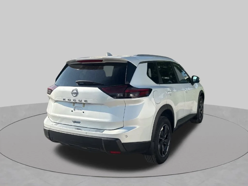 Used 2025 White Nissan SV image 39