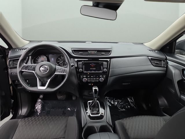 Used 2020 Nissan Rogue SV with VIN KNMAT2MV8LP513134 for sale in Raynham, MA
