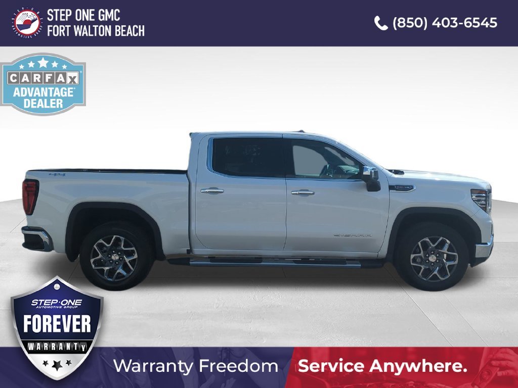 Used 2025 White GMC SLT image 7