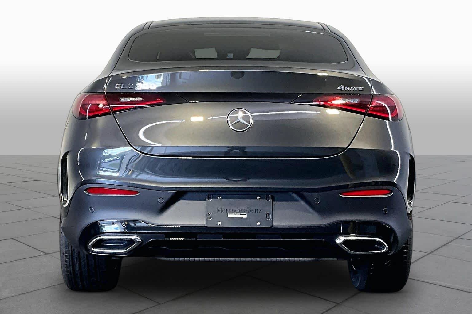 New 2027 Graphite Grey Metallic Mercedes-Benz GLC 300 image 4
