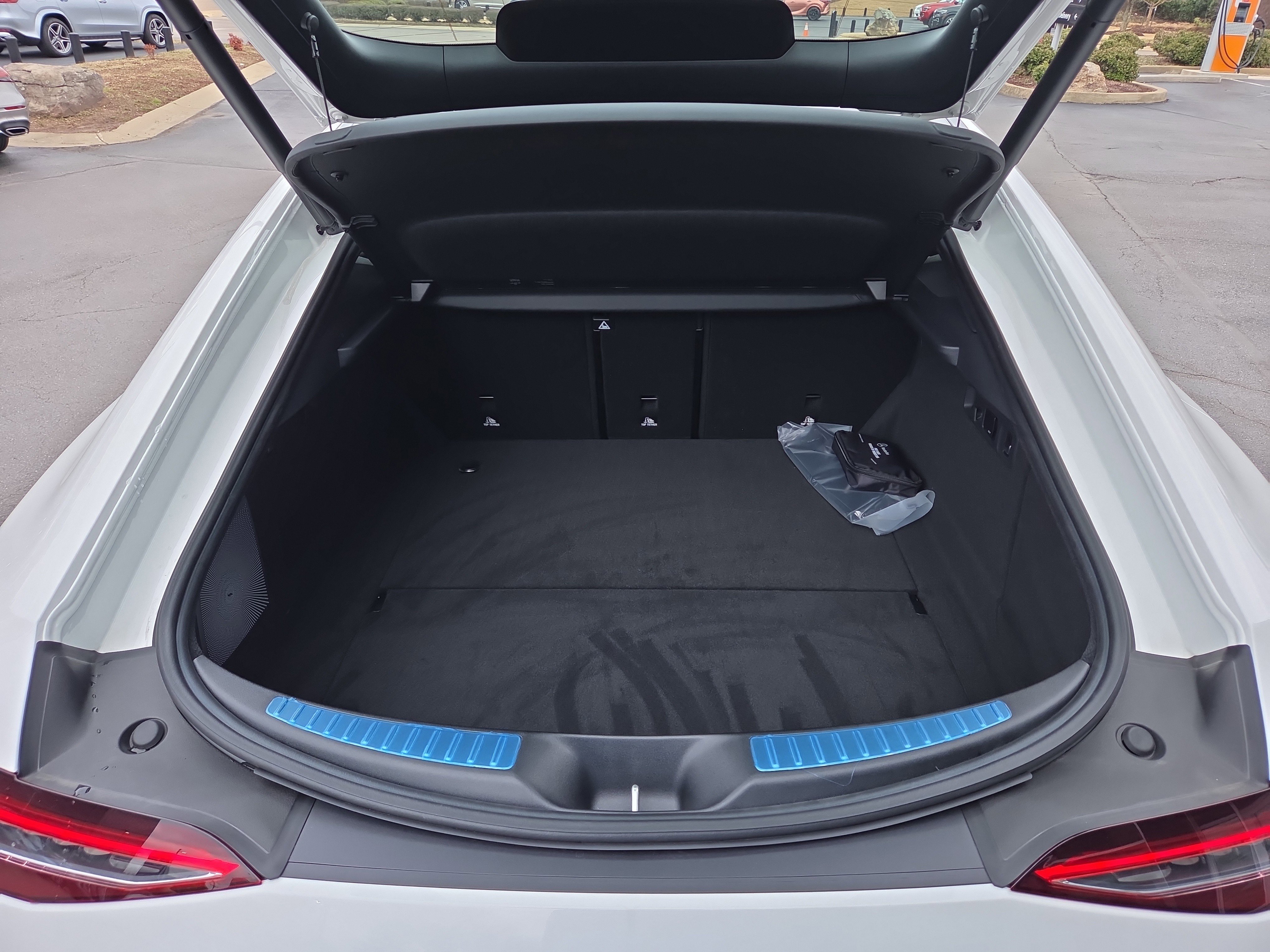 New 2026 Polar White Mercedes-Benz Base image 45