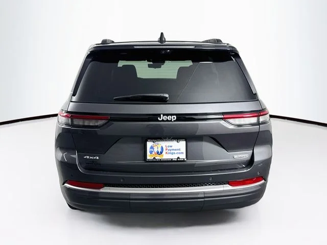 New 2026 Baltic Gray Metallic Clear-Coat Exterior Paint Jeep Summit image 6