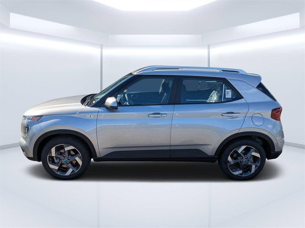 New 2026 Silver Hyundai SEL image 6