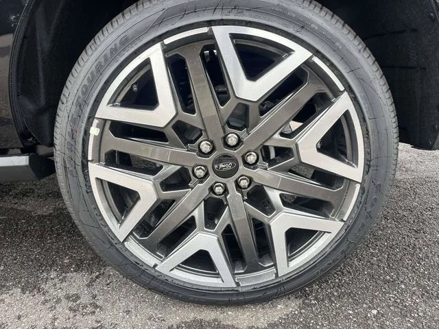 New 2026 Agate Black Metallic Ford Platinum image 7