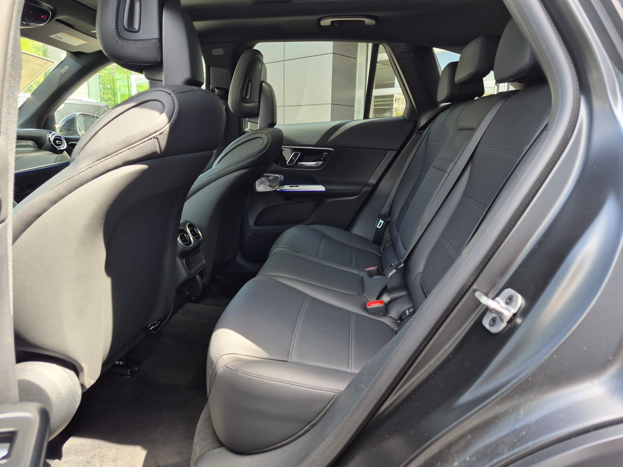 New 2027 MANUFAKTUR exclusive graphite grey magno Mercedes-Benz GLC 300 image 24