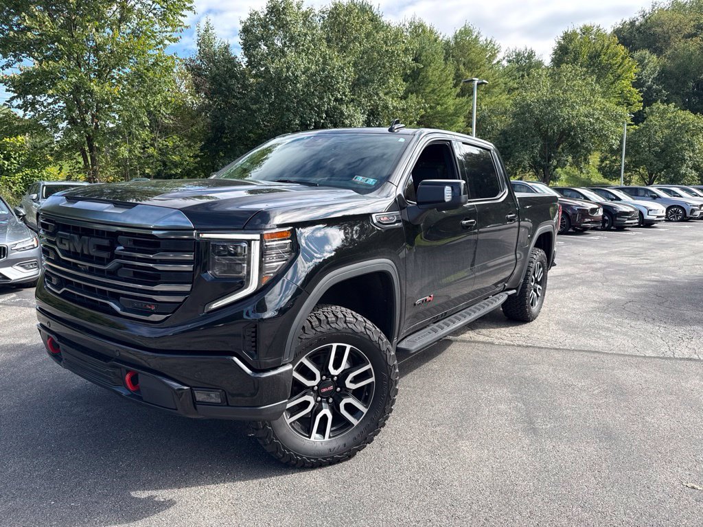 Used 2022 Onyx Black GMC AT4 image 1