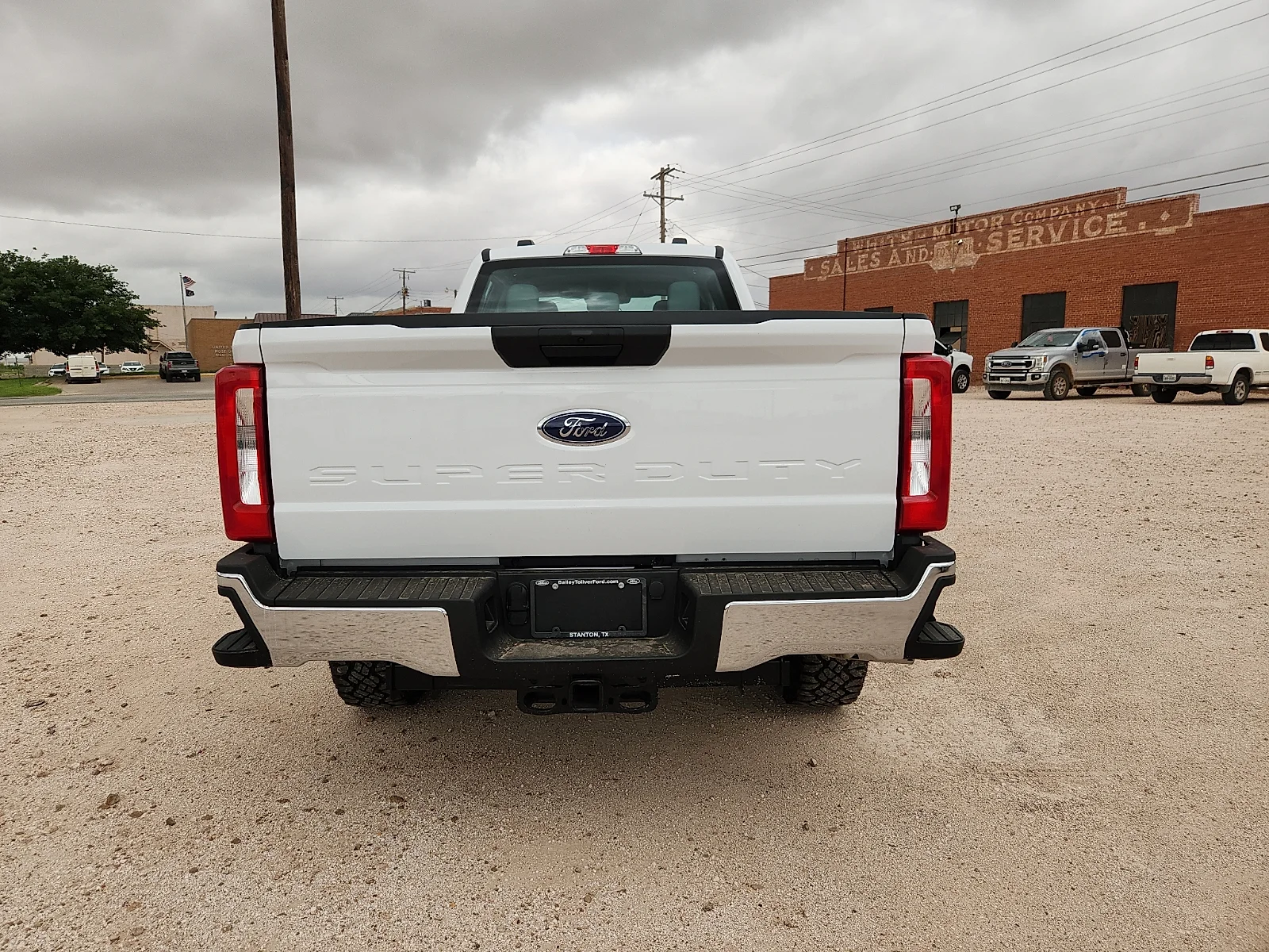 New 2026 Oxford White Ford F-250® XL image 6