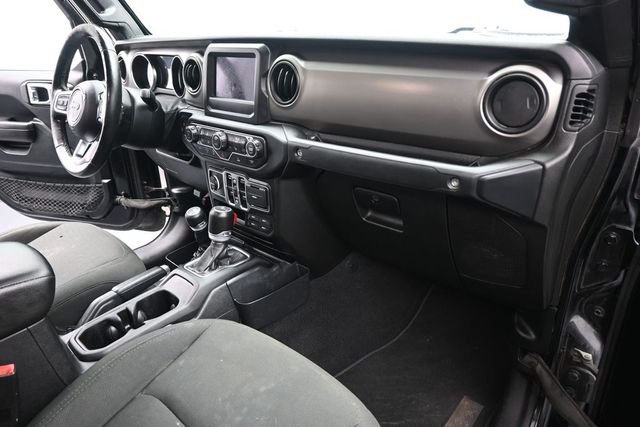 Used 2020 Black Jeep Sport image 24