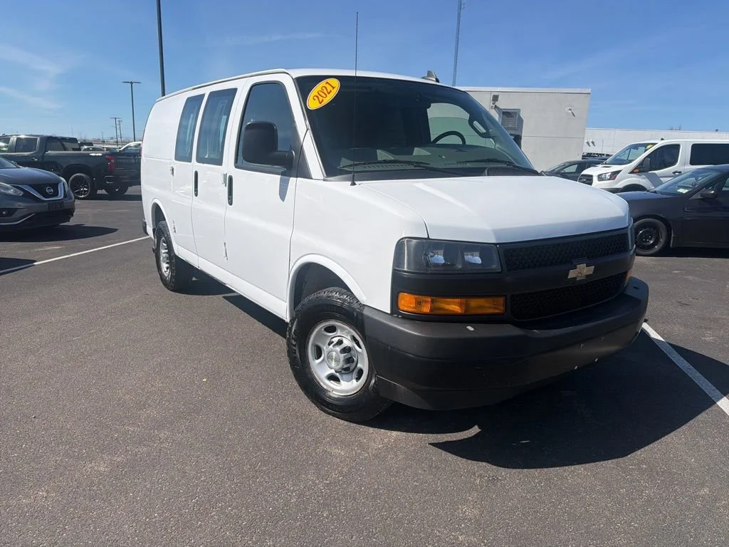 2021 Chevrolet Express 2500 Work Van HD's photo