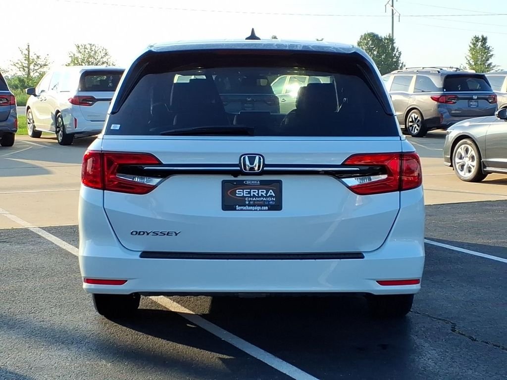 Certified Used 2023 Platinum White Pearl Honda EX-L image 14