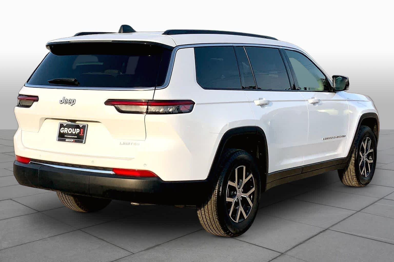 Used 2025 Bright White Clearcoat Jeep Limited image 13