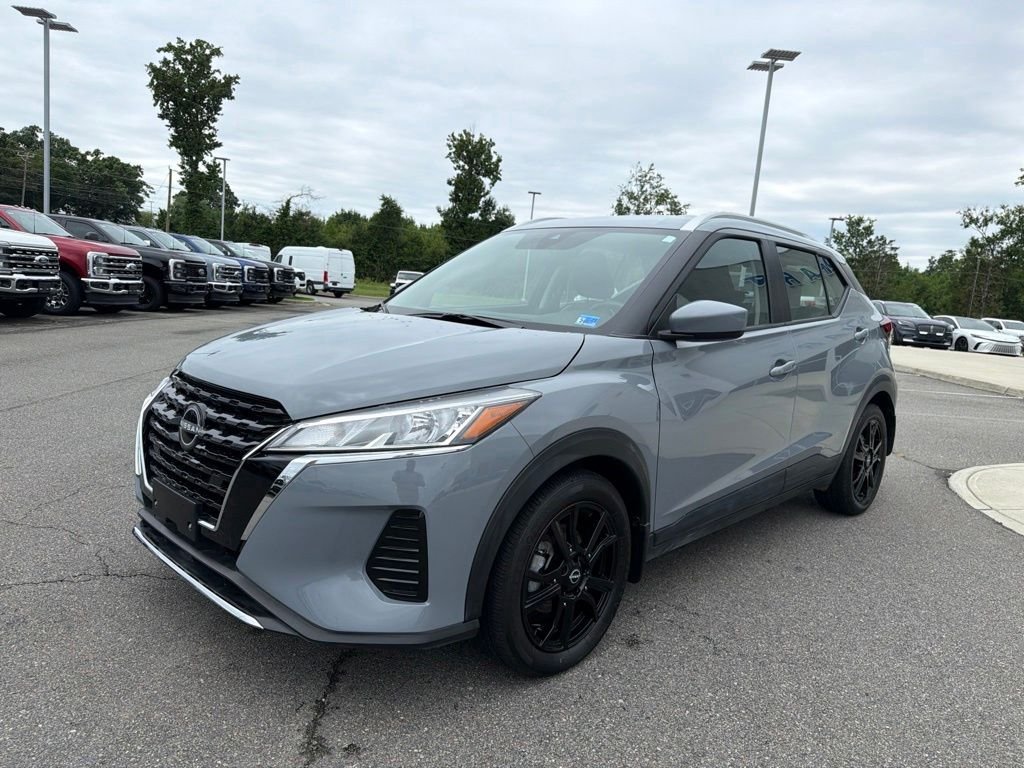 Used 2024 Boulder Gray Metallic Nissan SV image 8