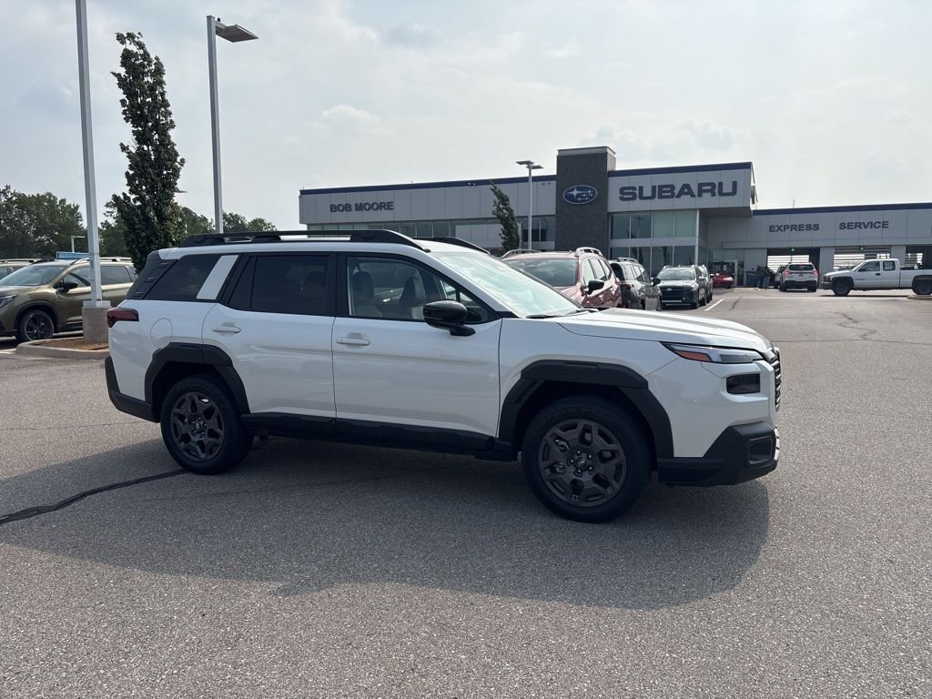 2026 Subaru Outback Premium's photo