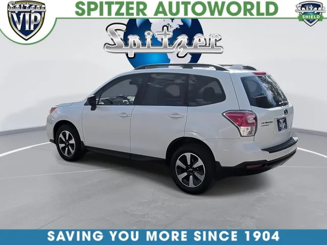Used 2018 White Subaru 2.5i image 7
