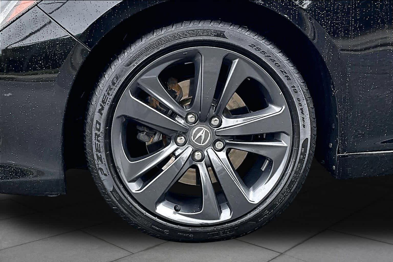 Used 2021 Majestic Black Pearl Acura w/A-Spec Package image 11