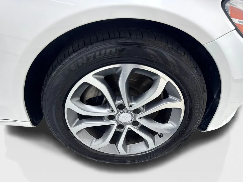 Used 2016  Mercedes-Benz C 300 image 77