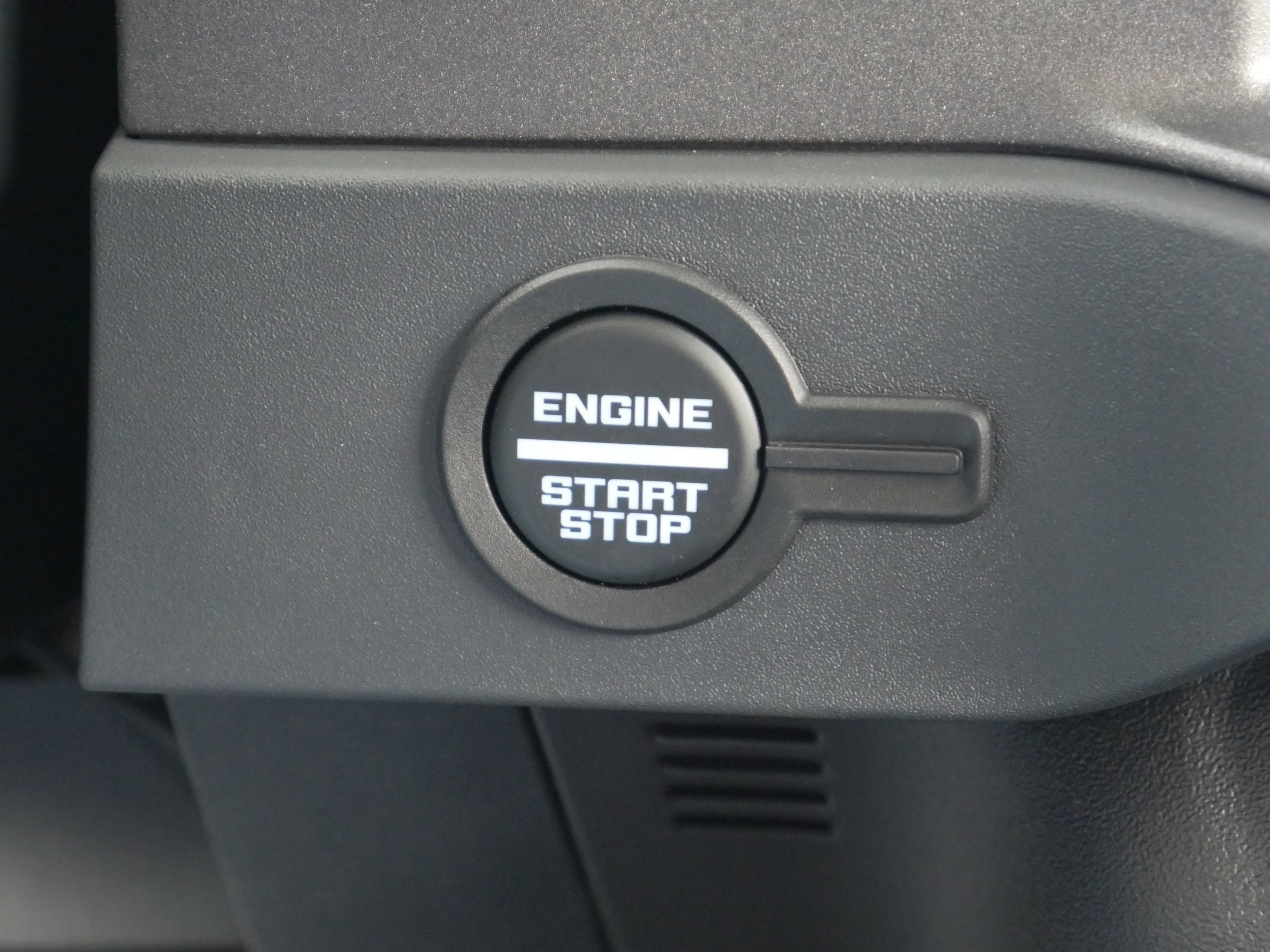 New 2026 DESERT SAND Ford Badlands image 8