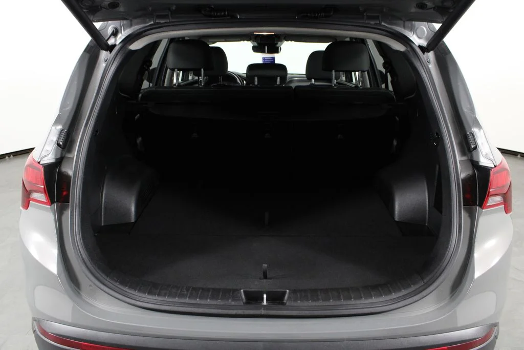 Used 2023 Gray Hyundai SEL image 18