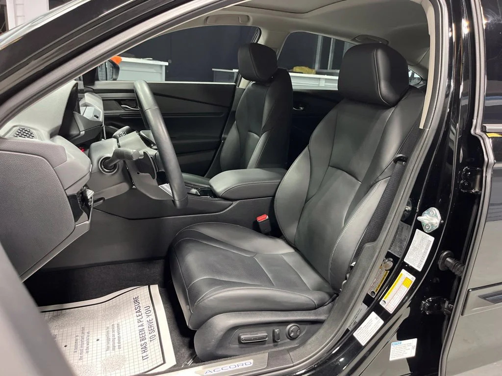 Certified Used 2025 Crystal Black Pearl Honda HYBRID TOURING image 50
