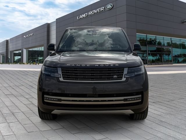 New 2026 Charente Grey Land Rover SE image 8