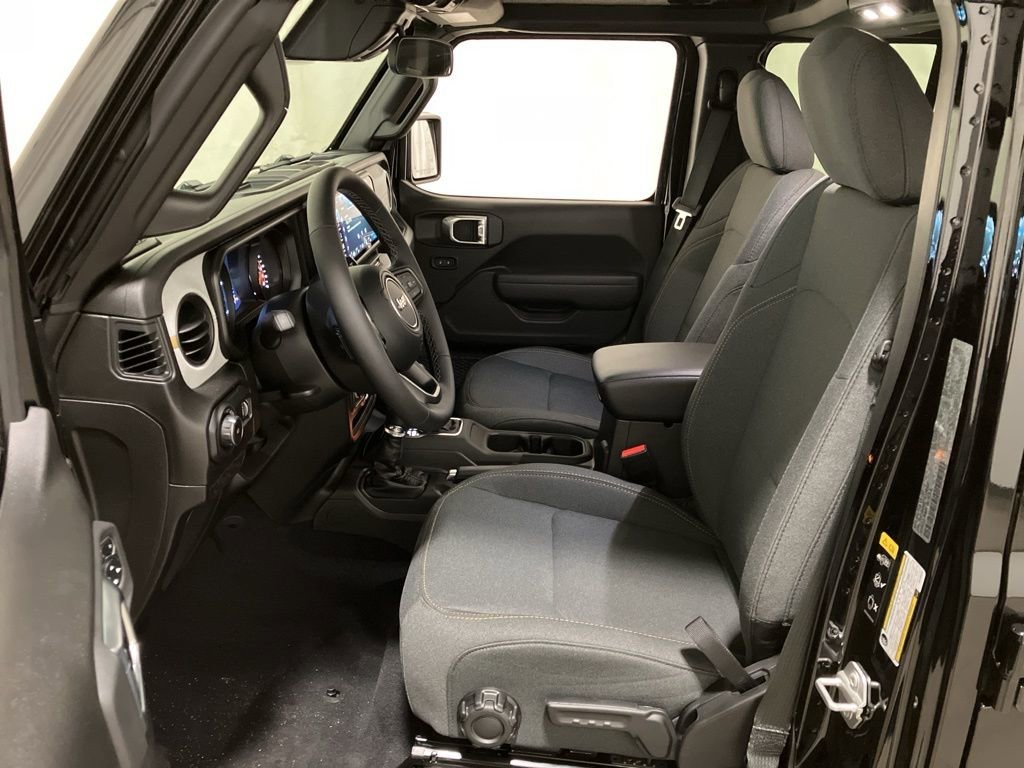 New 2026 Black Clear-Coat Exterior Paint Jeep Sport S image 8