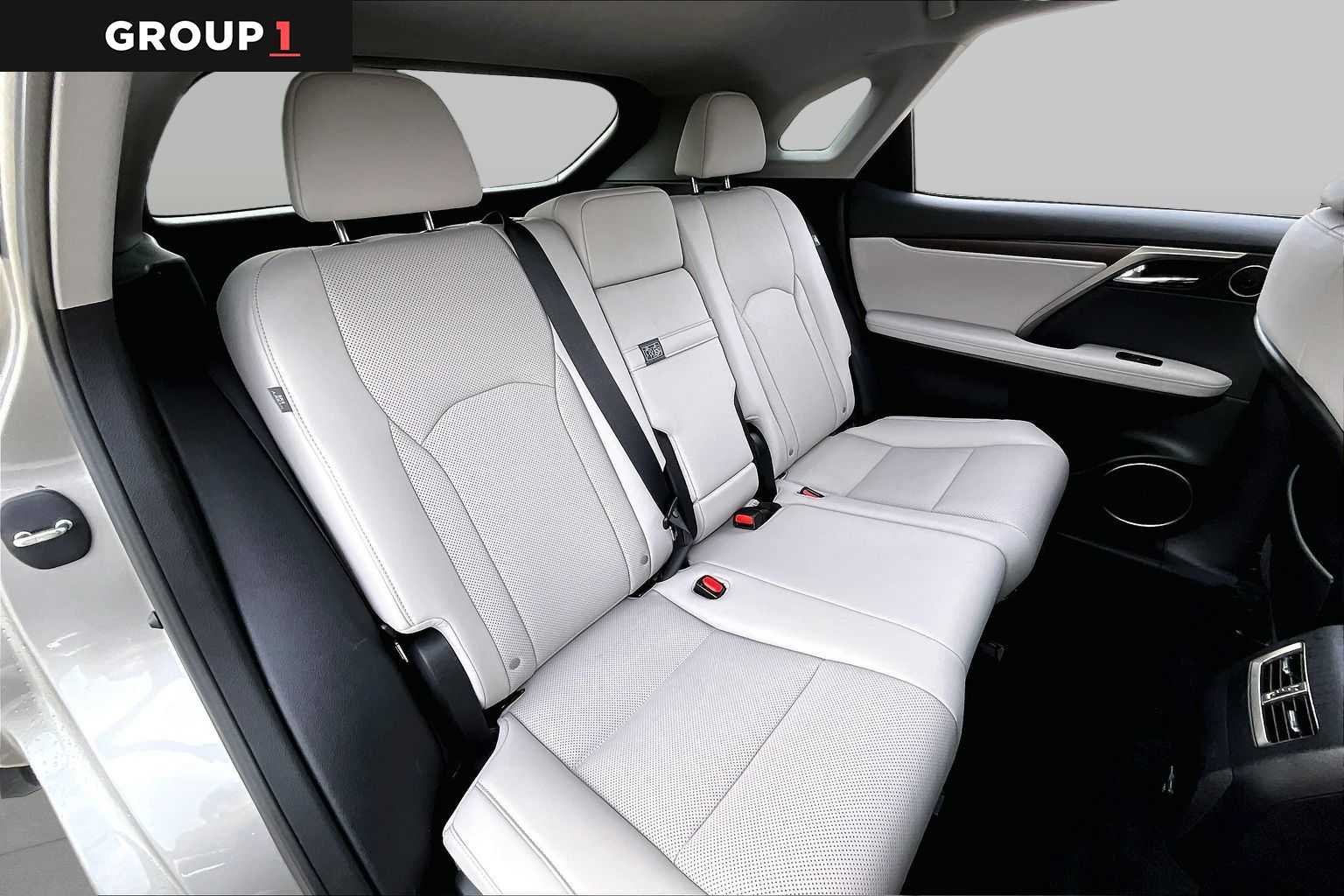 Used 2021 Atomic Silver Lexus  image 17
