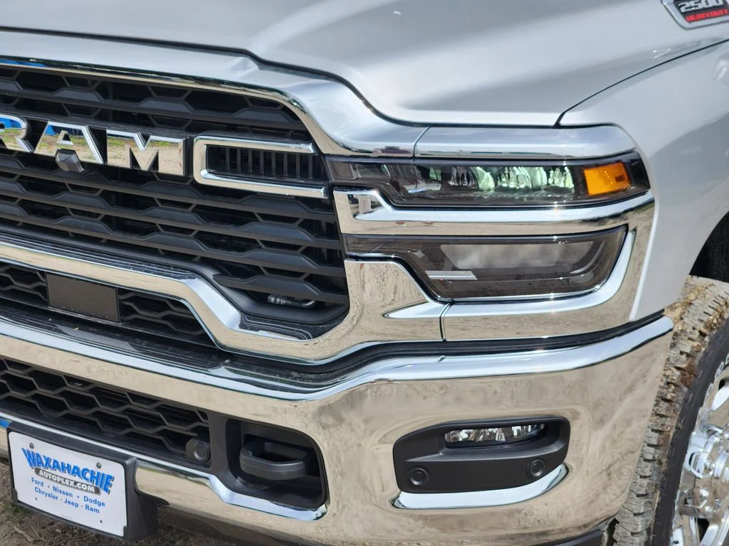 New 2026 Silver-Zynith Exterior Paint RAM Tradesman image 5