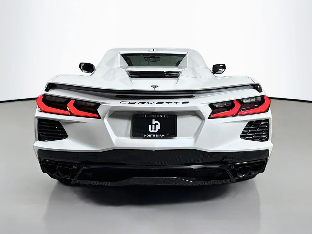 Used 2023 White Chevrolet Stingray image 6