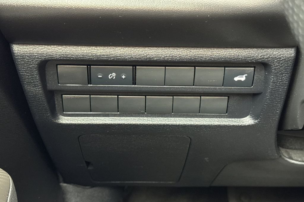 Used 2024 Blue Mitsubishi SE image 35