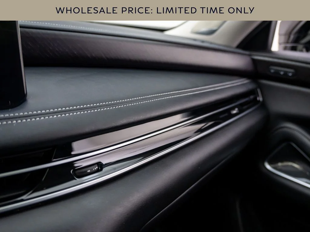 Used 2023 Silver INFINITI Sensory image 31