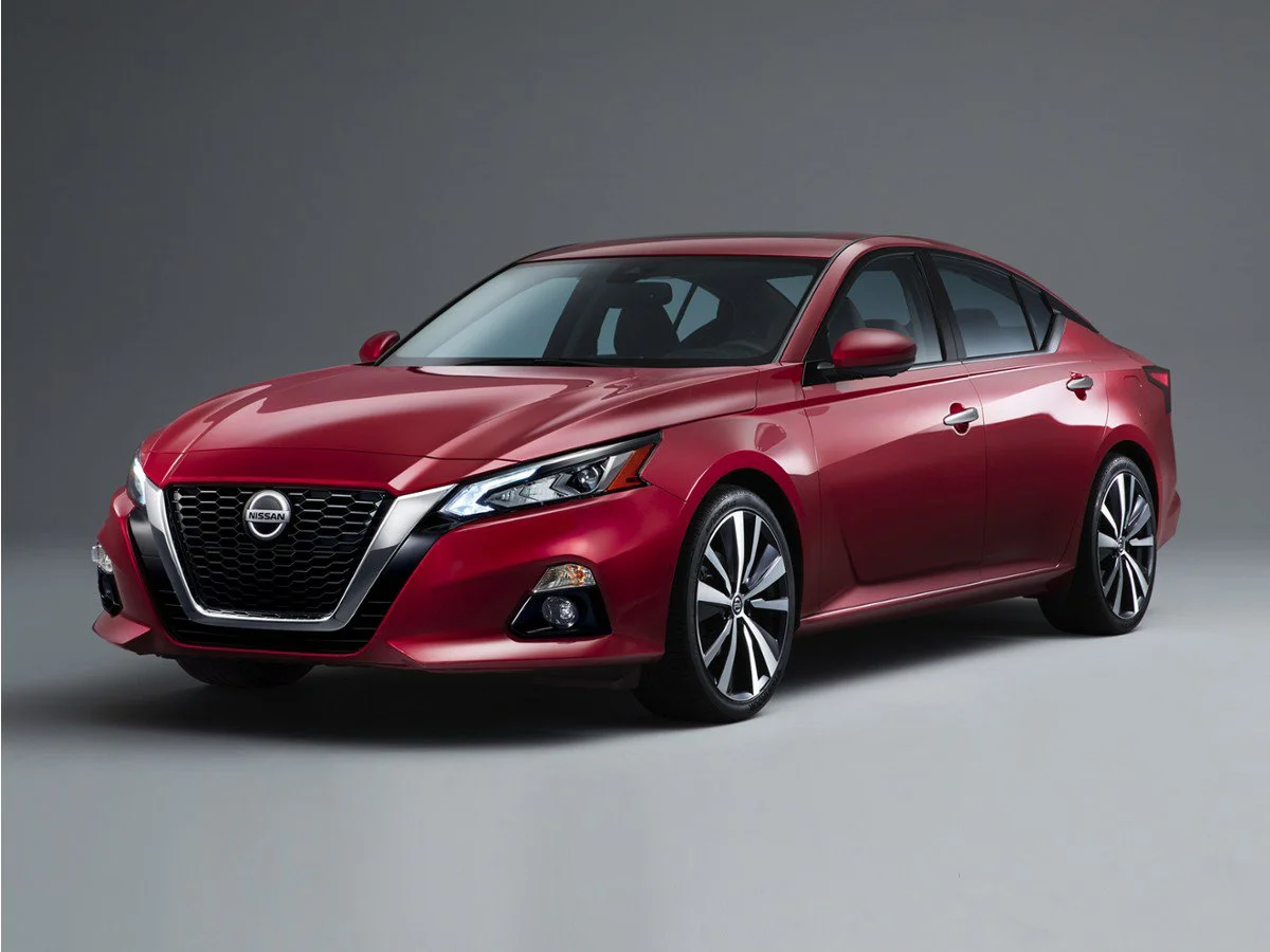 Used 2021 White Nissan SR Intelligent AWD image 1
