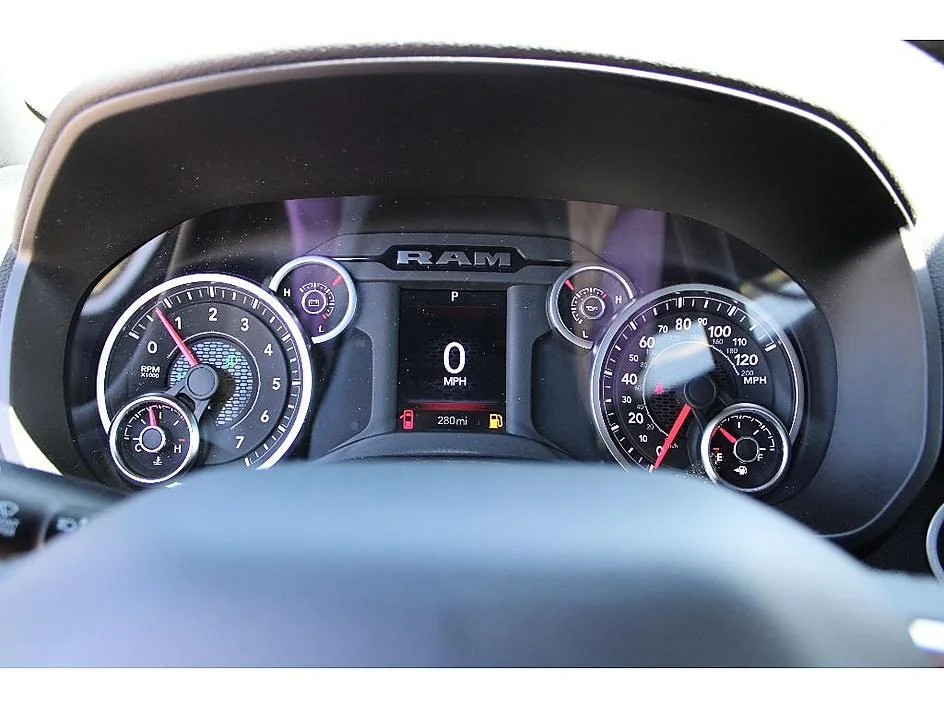 2025 RAM 1500 Big Horn/Lone Star - Photo 12