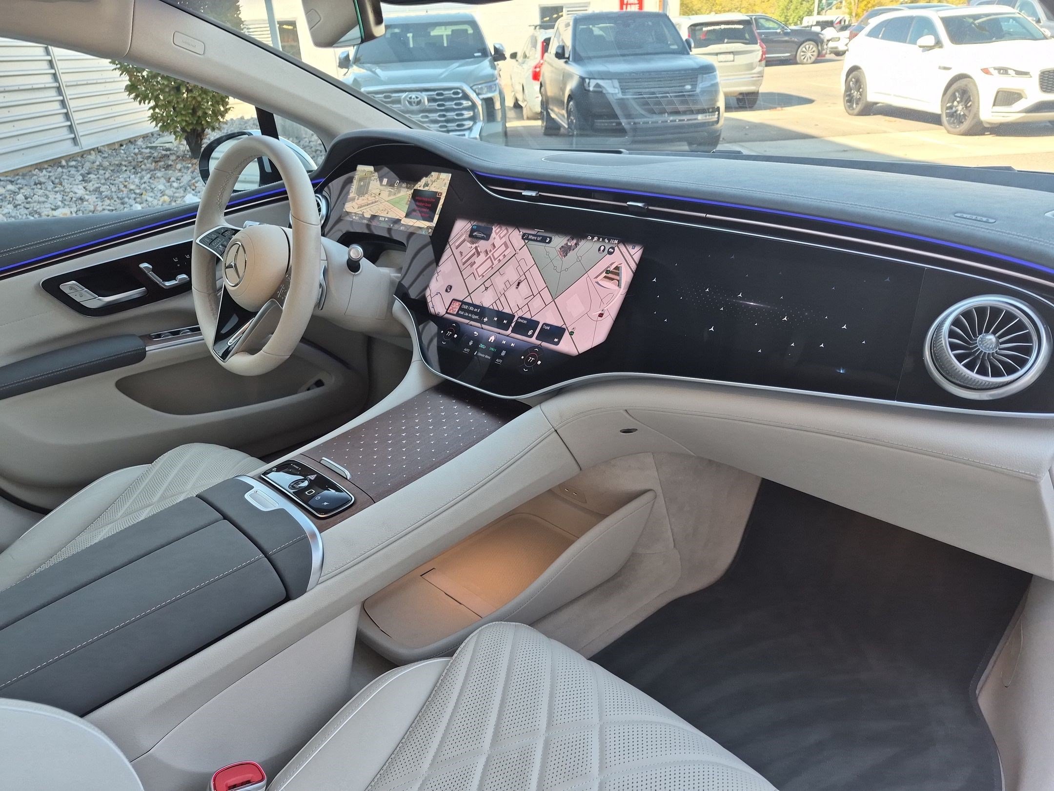 Certified Used 2024 Cirrus Silver Metallic Mercedes-Benz EQS 580 image 32