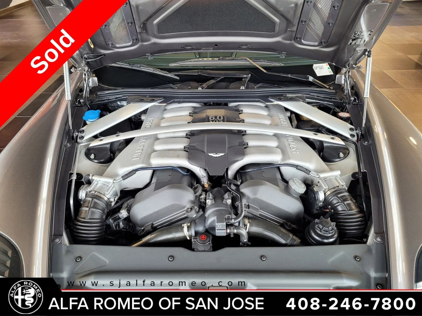 Used 2005 White Aston Martin Base image 27