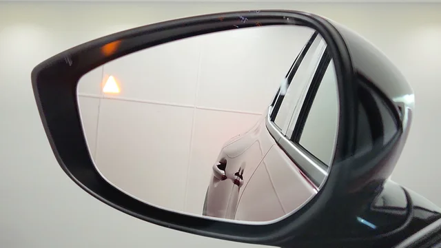 2025 Mazda CX-50 Premium Plus - Photo 15
