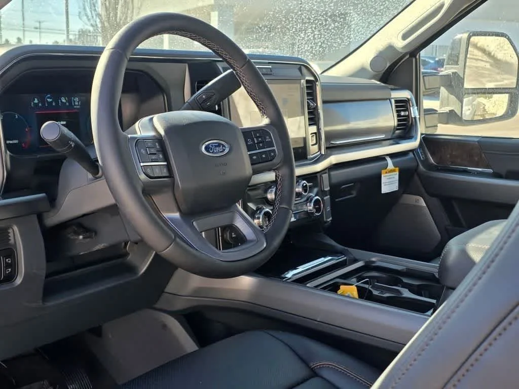 New 2026 Oxford White Ford LARIAT image 8