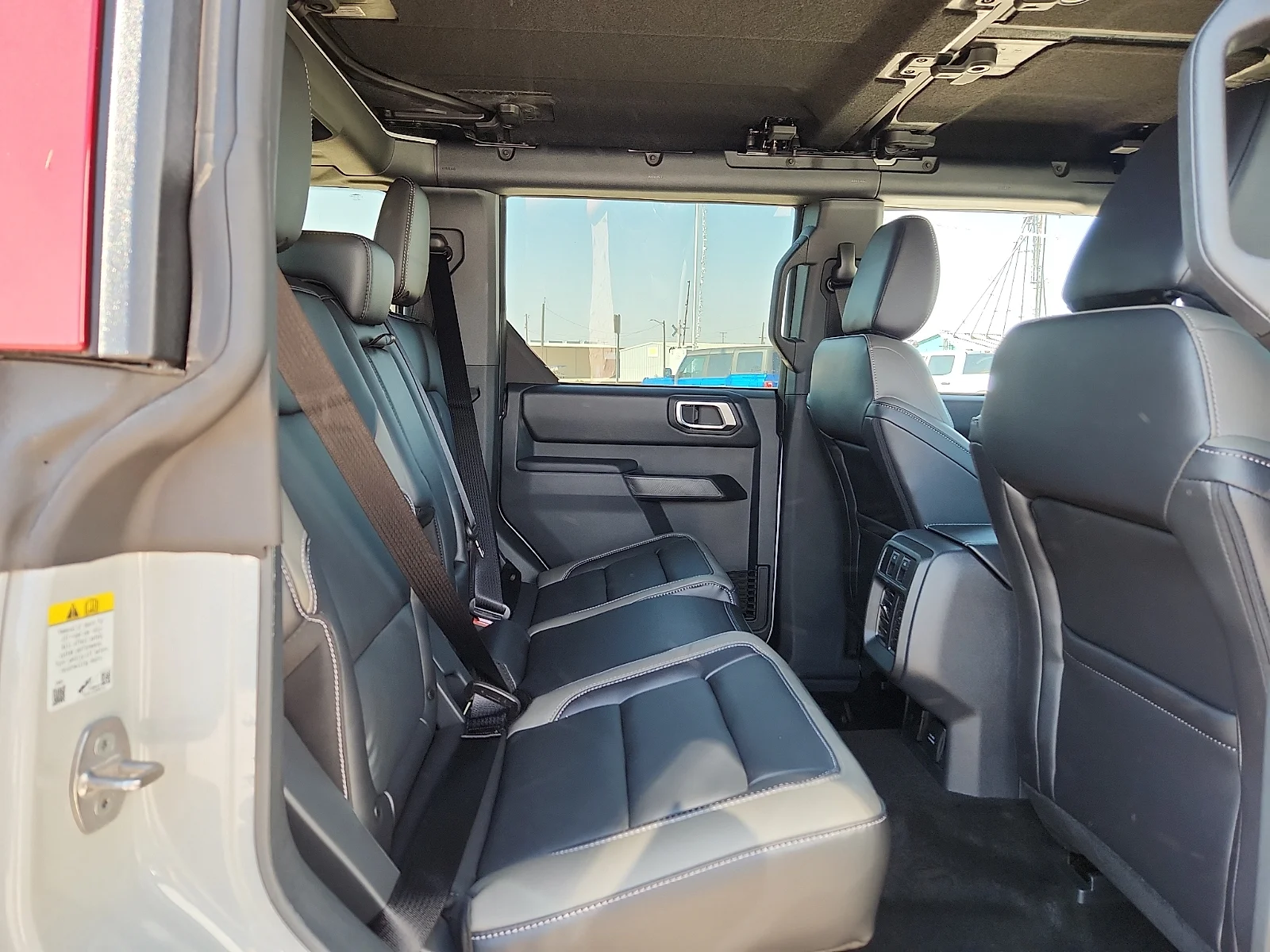 New 2026 Avalanche Gray Ford Outer Banks image 19