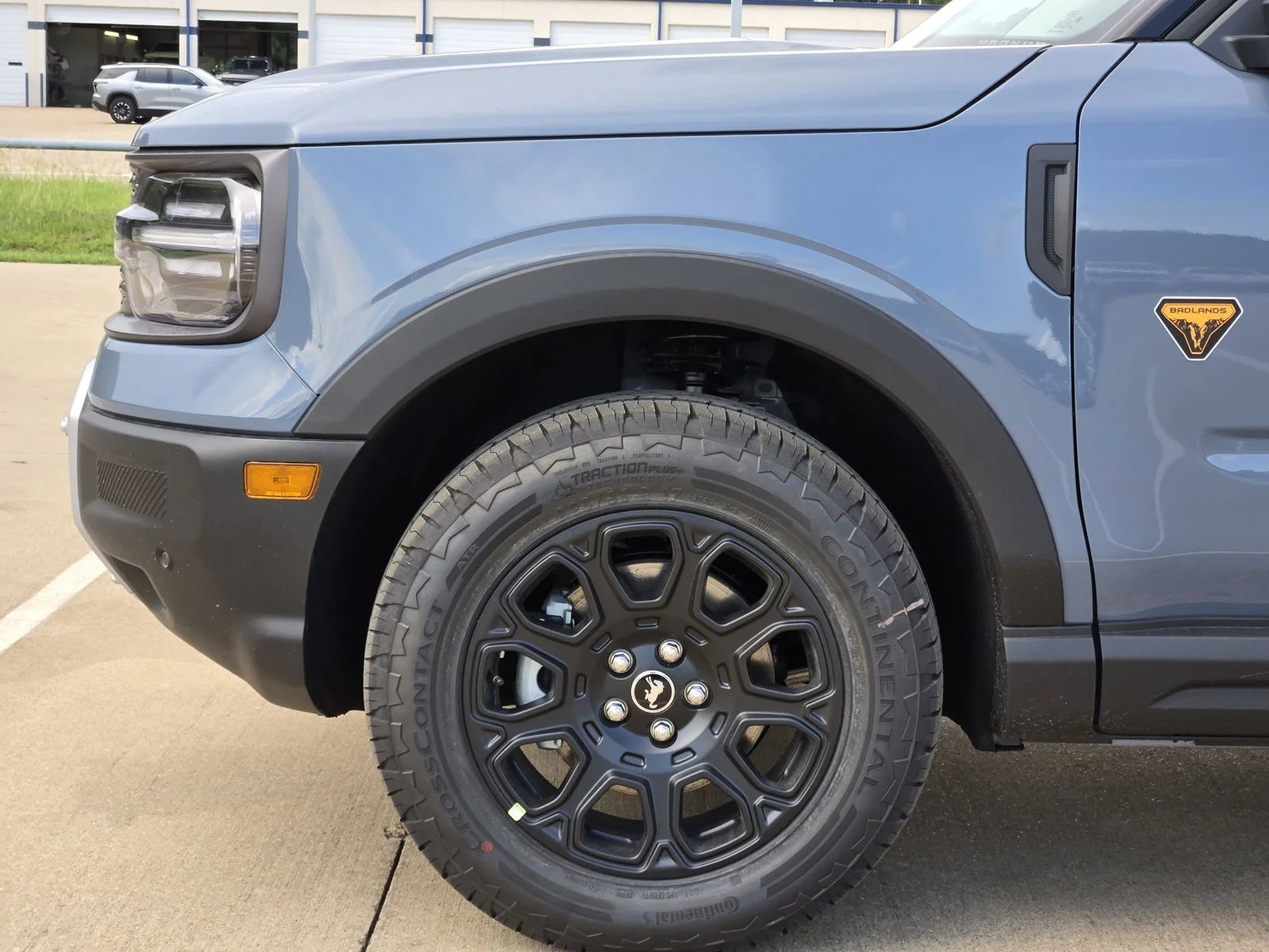 New 2026 Azure Gray Metallic Tri-Coat Ford Badlands® image 6