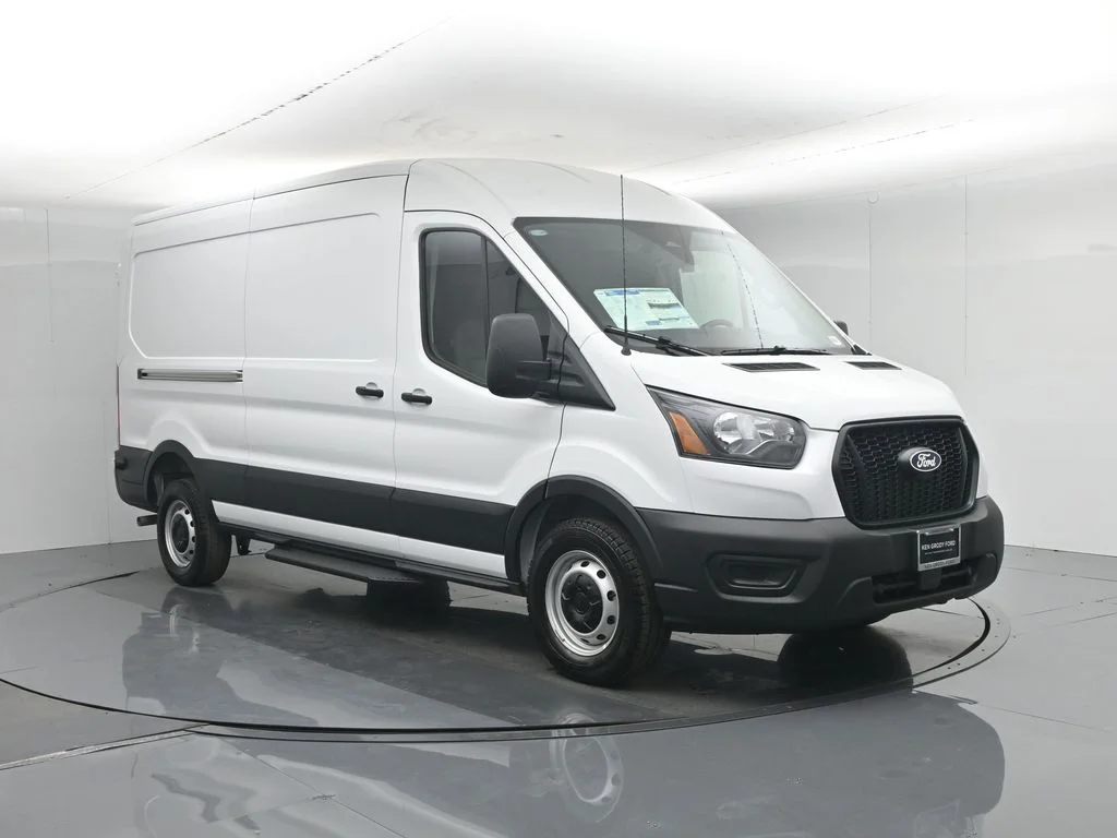 New 2026 Oxford White Ford Base image 52