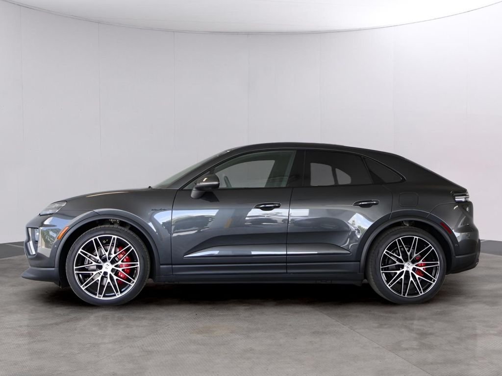 Certified 2025 Porsche Macan S with VIN WP1AB2XA2SL152433 for sale in Merriam, KS