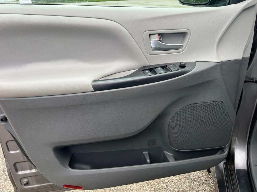 Used 2020 Gray Toyota LE image 12