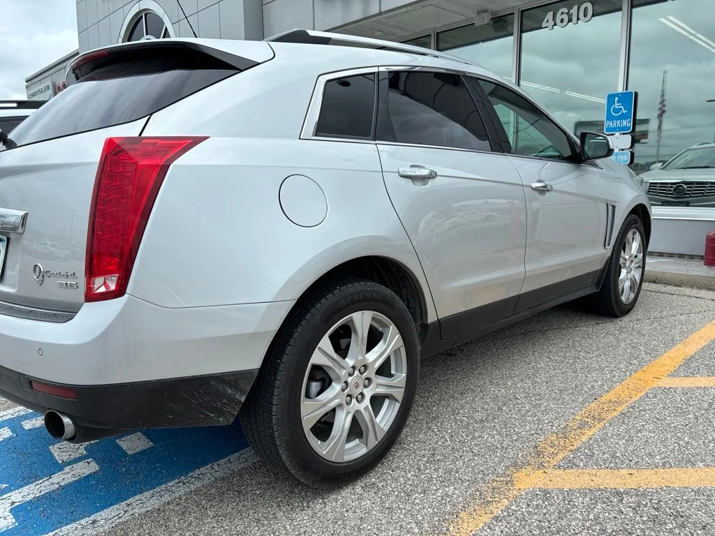 Used 2015 Silver Cadillac Performance image 5