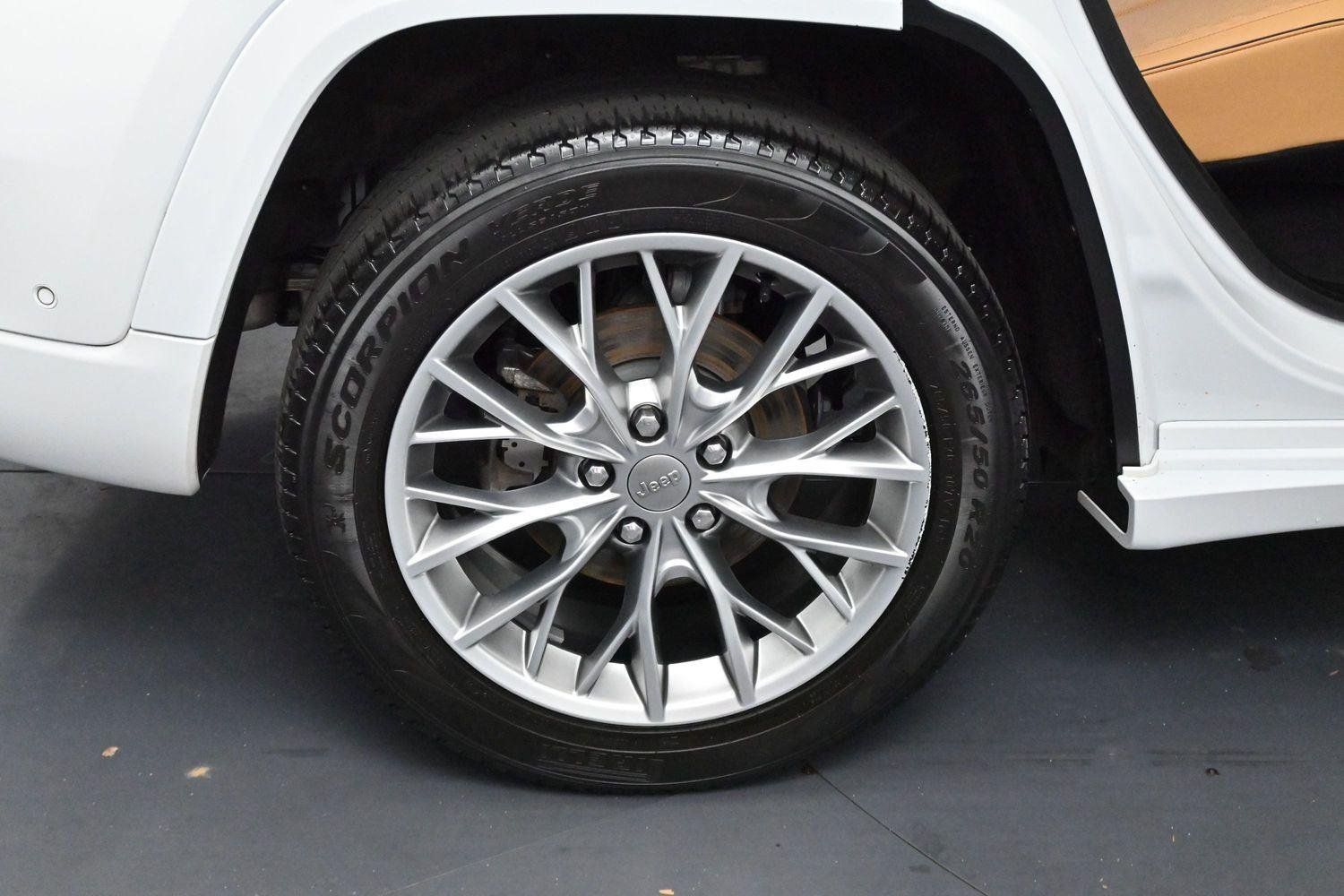 Used 2022 White Jeep Summit image 39