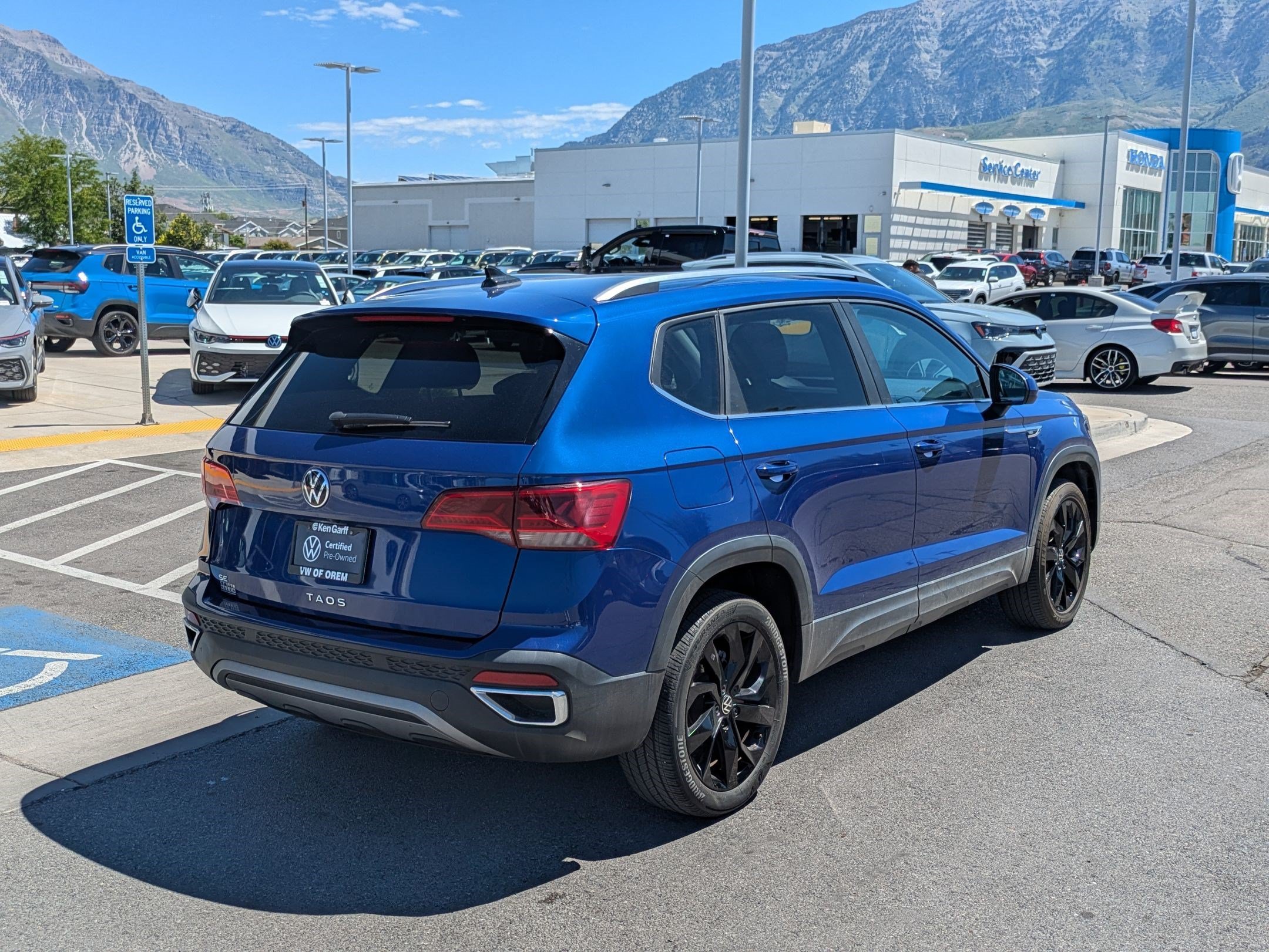 Certified Used 2023 Blue Volkswagen SE image 3