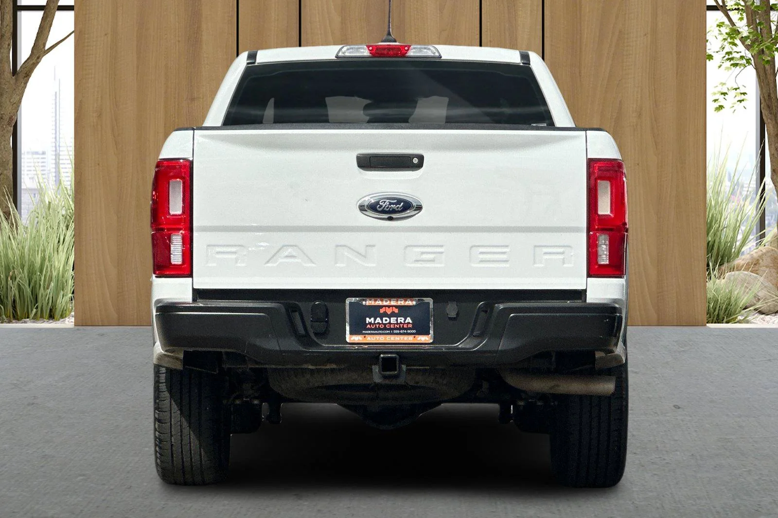 Used 2021 White Ford XL image 5