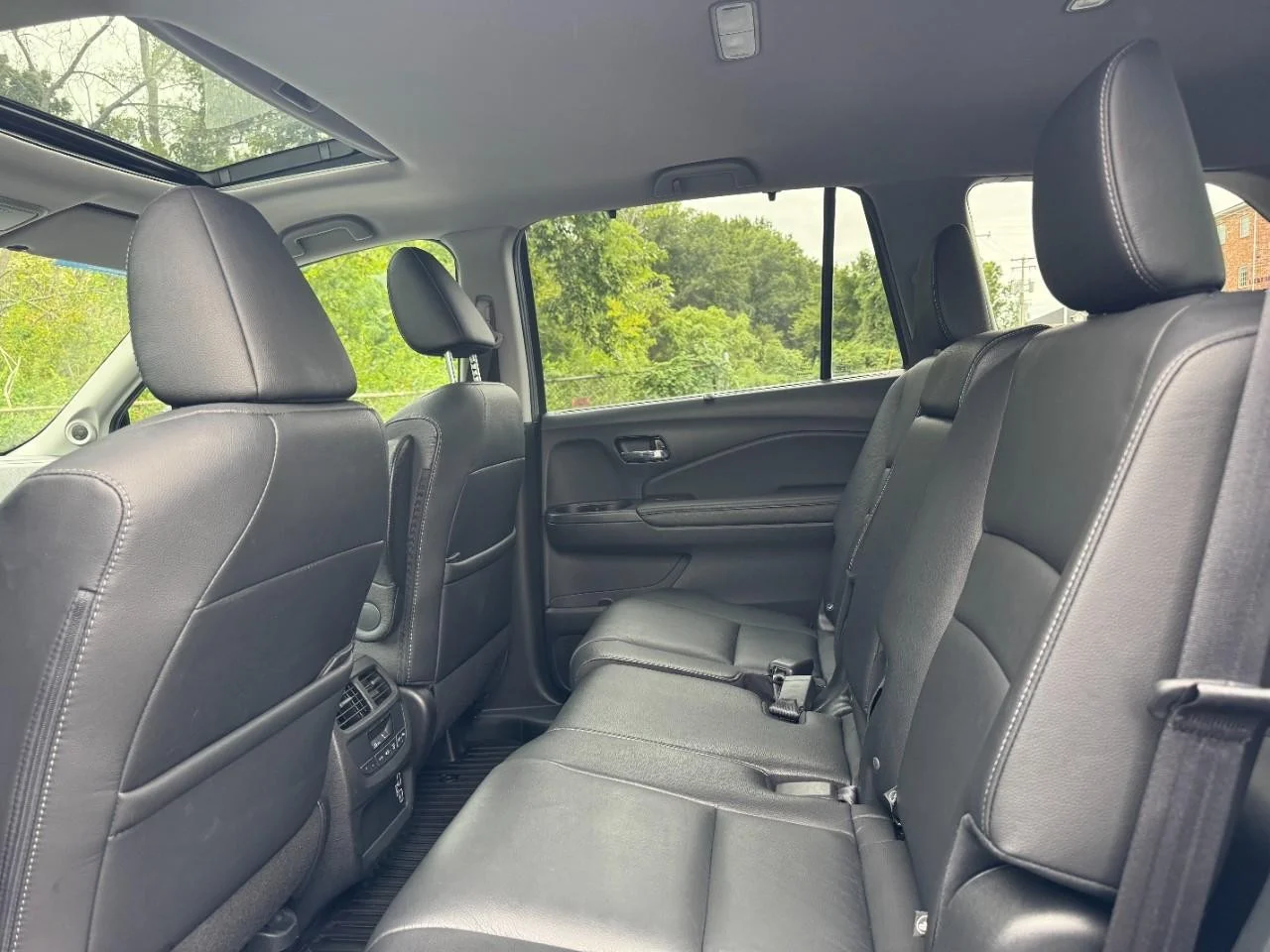 2022 Honda Pilot SE - Photo 12