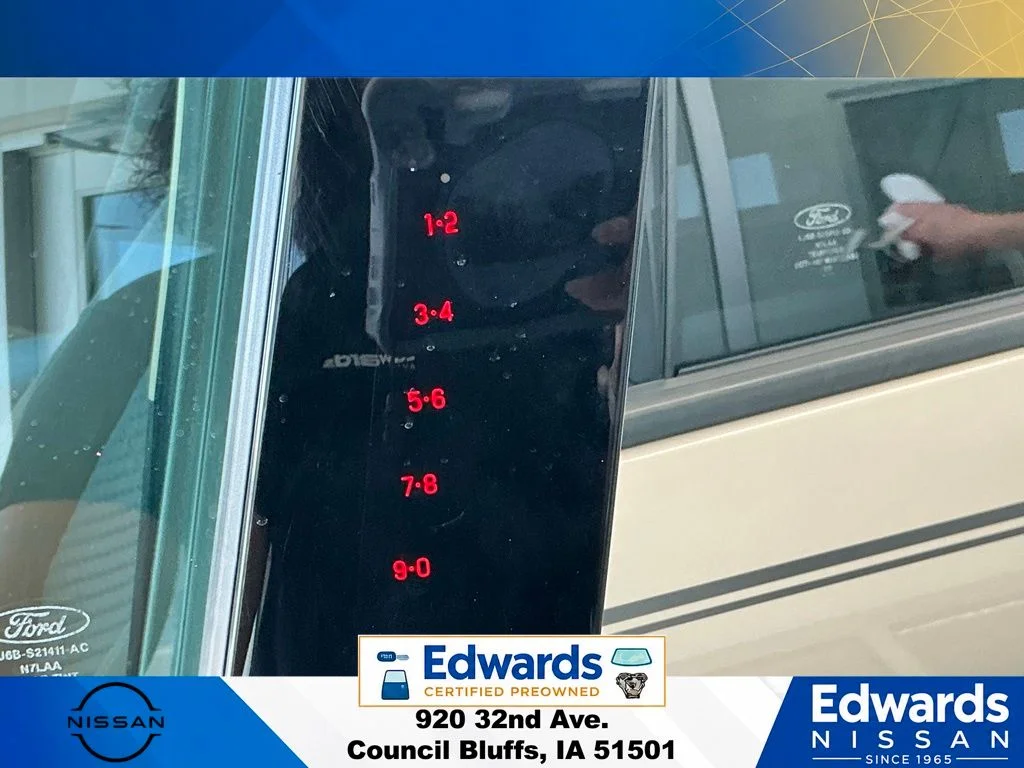 Used 2020 Gold Ford SE image 18